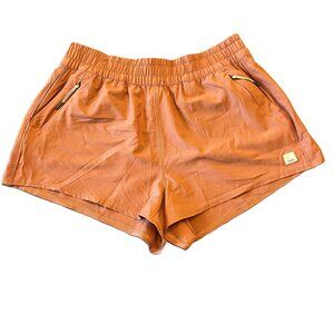 Women's Vuori Desert Peach Shorts Size Medium